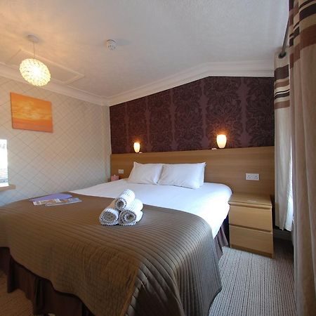 Chiltern Guest House Уитби Экстерьер фото